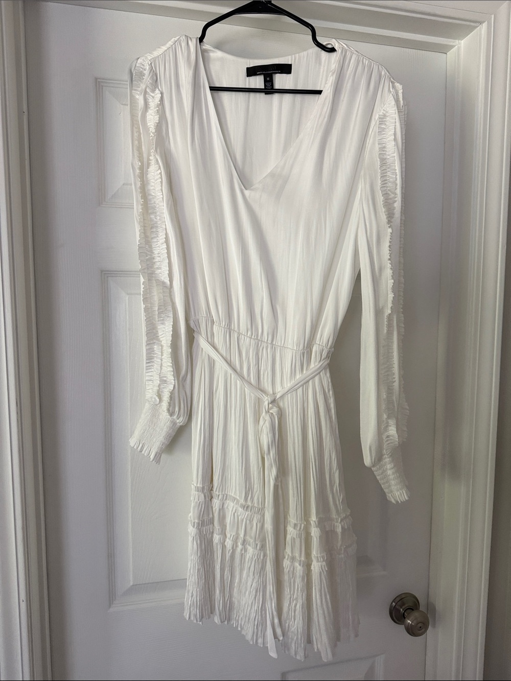 White House Black Market White Long-Sleeve V-Neck Ruffle Tie-Waist Dress